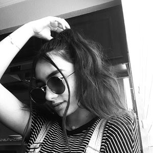 Meet your Posher, Atyaf